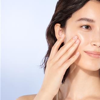 肌膚之鑰全新精萃光采激光晶露 助你打造防禦肌