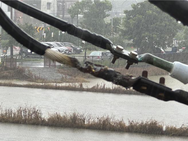 桃園平鎮線路故障3665戶停電，台電搶修已全數復電  。（台電提供／呂筱蟬桃園傳真）