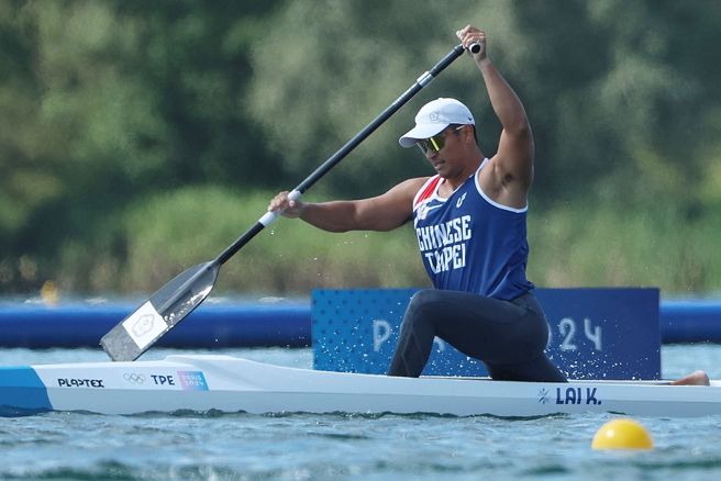 中華隊史上首位拿到奧運輕艇競速參賽資格的選手賴冠傑，今天在巴黎奧運分組預賽第四名完賽，接下來將在復活賽中力拚晉級機會。（杜宜諳攝）