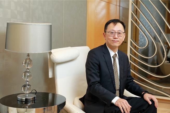 臺中荣民总医院大肠直肠外科主任蒋锋帆表示，现在医院健检十分方便，建议患者透过大肠镜筛检，有助于判定肠内表现是否为发炎性肠道疾病。（蒋锋帆医师提供）