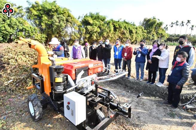 農保是提供實際從農農民參加的在職社會保險，其加保對象除具有實際從事農業工作外，也應以農為業，才符合農民健康保險規定與本意。（報系資料照）