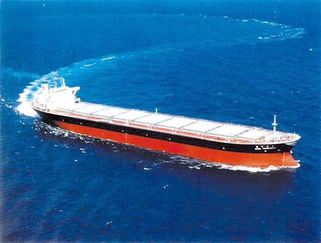 裕民迎旺季，8～10月還有3艘6.4萬噸散裝船將陸續交付，挹注營收獲利。圖／本報資料照片