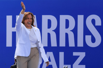 賀錦麗民調獲非裔青睞 川普在「這4關鍵州」仍領先