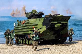 海軍陸戰隊士官「營區上網豪賭4年」無人知！國軍震怒汰除