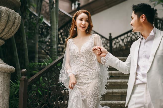 9月7日将举办的「闪耀十年 · 囍悦时刻」婚纱摄影日，首推酒店奢华景点摄影体验。（台北文华东方酒店提供）