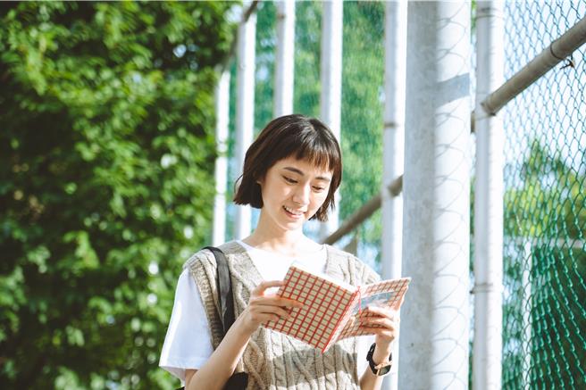 郑宇恩十分珍藏日记本。（CATCHPLAY＋提供）