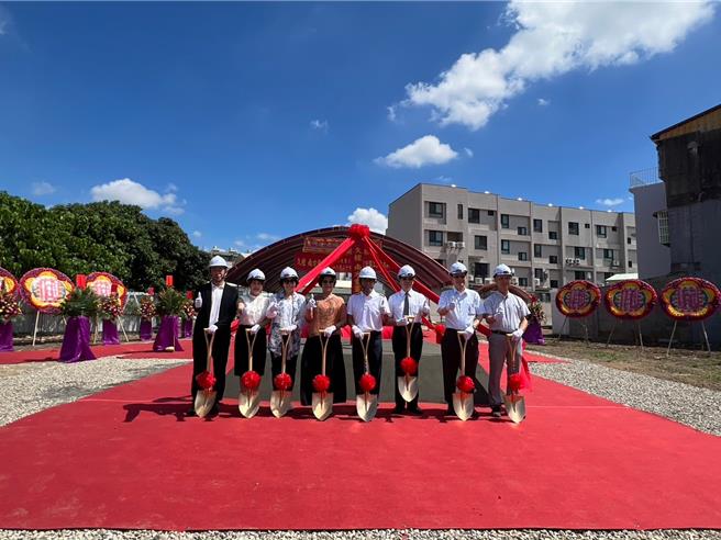 看好中科周边区域未来潜力，九樘开发在神冈区推新案，8月1日动工。（林欣仪摄）