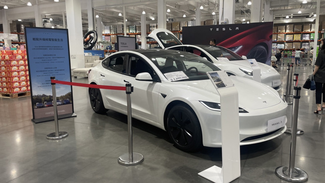 美式賣場好市多專案販售特斯拉被迫喊卡，有網友好奇特斯拉車主會回頭開燃油車嗎，引起眾人熱議。（楊雅婷攝）