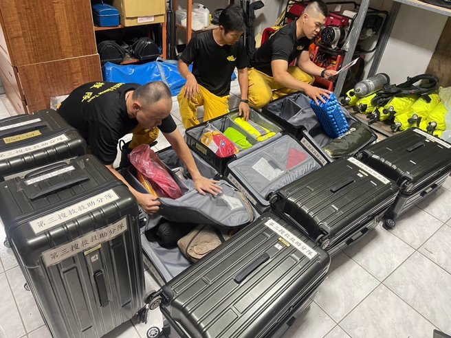 日本九州7.1強震海嘯警報，桃園特搜隊整裝待命隨時馳援。（圖消防局提供／簡銘柱翻攝）