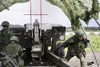 陸軍43砲兵副指揮官Line群辱罵同袍遭記申誡  提告求翻案吞敗