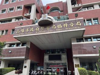 離奇！獨居婦大門敞開多日不見  警查看「她坐著死在神明桌前」