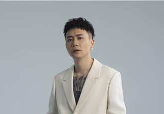 蕭秉治10年前坦露真實面　重返小巨蛋嘆：活著就是很了不起的事