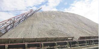 水泥廠各顯神通 上半年營運穩