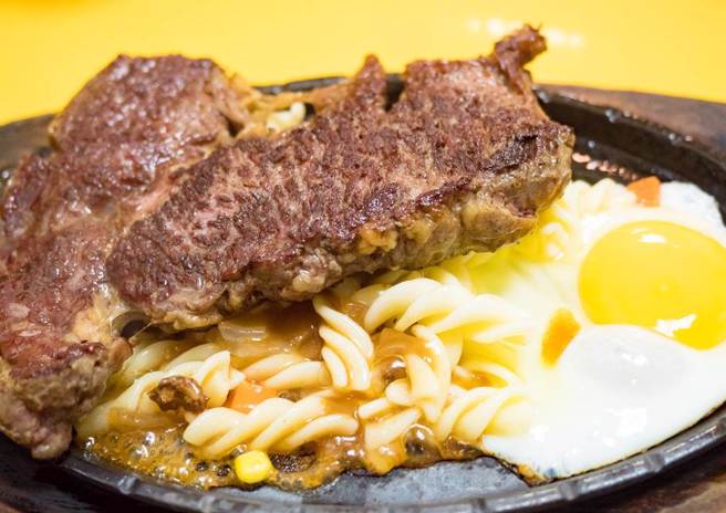 血糖波动过大会对人体造成危害，但不是少吃甜就好，很多外食也隐藏血糖地雷。（示意图：shutterstock／达志）
