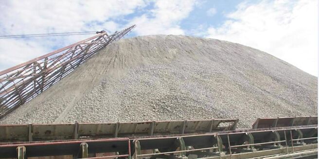 亚泥（1102）本业稳定，加上转投资贡献增，上半年获利71.92亿元，创三年来同期新高。图／本报资料照片