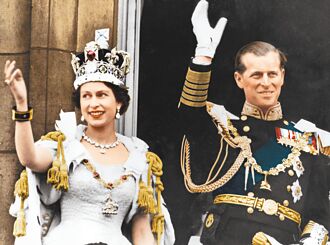 《天生女王》加冕畫面首曝光