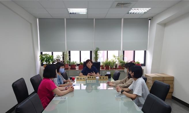 根据内政部统计，去年乡镇市区调解事件结案件数为14.5万件，调解成立者11.9万件，成立比率82.5％，创下歷年新高。（内政部提供／游念育台北传真）