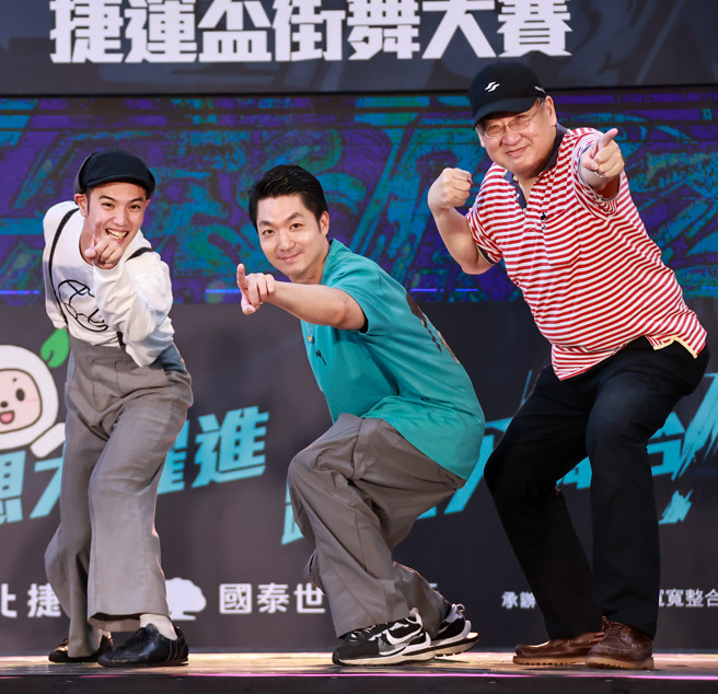 台北市長蔣萬安10日下午表示，去年11月起就與中央討論規畫建設國際級羽球場館，說跟著流量走是絕對來不及、絕對趕不上。圖為蔣萬安10日出席2024第19屆捷運盃街舞大賽。（羅永銘攝）