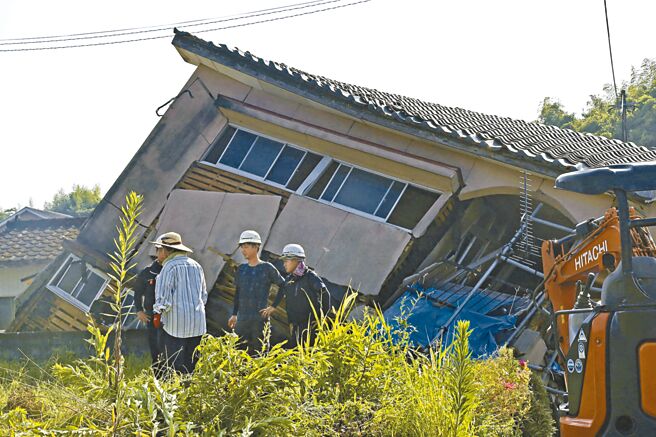 日本九州宫崎县近海8日下午发生规模7.1地震，鹿儿岛县传出有民宅倒塌、民眾受伤的消息。（美联社）