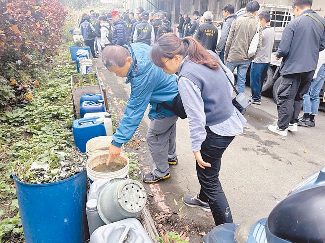 新北市環保局推行「社區防蚊師」培訓課程，2023年全市參與里數約7成，恐影響登革熱防疫成效。（新北市環保局提供／高鈞麟新北傳真）