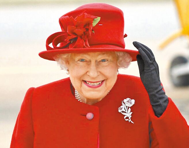 伊莉莎白二世独特的人格魅力，在电影中一览无遗。（海鹏提供）