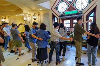 浪漫情人節搖擺樂！新竹縣單身青年樂園共舞「成家無限美好」