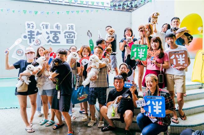 选手合影。（高雄市农业局提供／林雅惠传真）