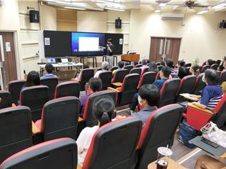 智慧黑板结合数位科技 云林教育迈向新里程