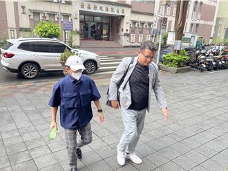 黃子佼今再白帽出庭應訊  被問及是否認罪「全程不發一語」