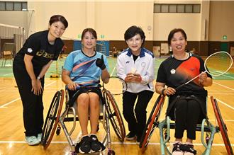 鄭麗君訪「國家運動訓練中心」 體育部籌備盼帕運後正式推動