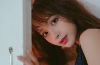 27岁女优「穿比不穿还正」对比照出炉！网嫌弃：整个扁掉了