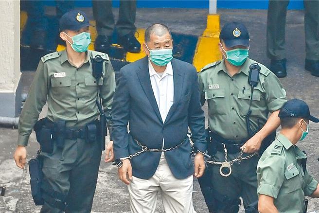 香港壹傳媒創辦人黎智英與李柱銘等7人，就參與未經批准集結罪名上訴，12日被香港法院駁回。（中新社）