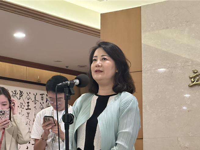 民进党团干事长吴思瑶。（杨亚璇摄）