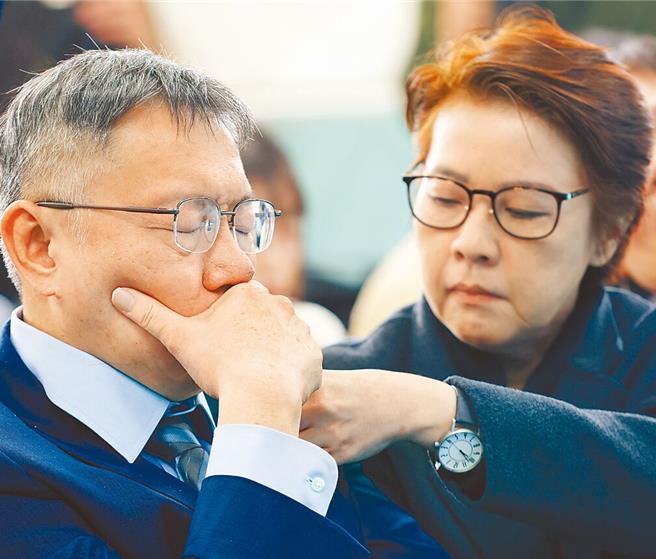 民眾党主席柯文哲（左）与立委黄珊珊（右）。（本报资料照）