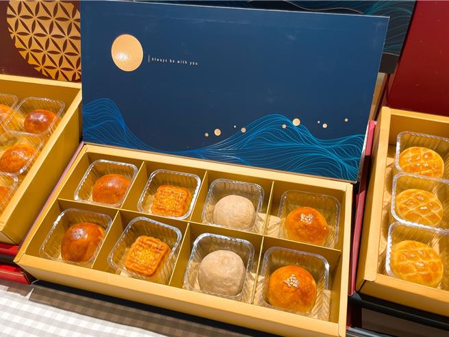 85度C 「豐樂歡聚禮盒」，原價635元，85折價540元。（朱世凱攝）