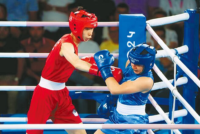 林郁婷(左)勇奪巴黎奧運金牌，可惜參加世界拳總年終賽的時候仍碰到性別爭議，最終遺憾退賽。（圖／本報系資料照）