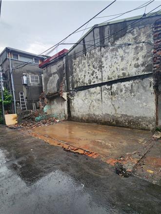 北市萬華紅單建築剩3面牆 8／10完成強拆清運