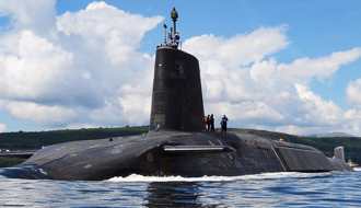 極樂水下！英國核潛艦艦長 船上偷拍性愛還分享遭嚴懲