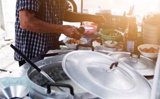 外帶女買700元「入內吹冷氣」被老闆娘趕出門 氣炸PO文風向一面倒