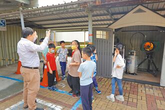 台南 抓空汙 重溪國小設紅外線監測儀