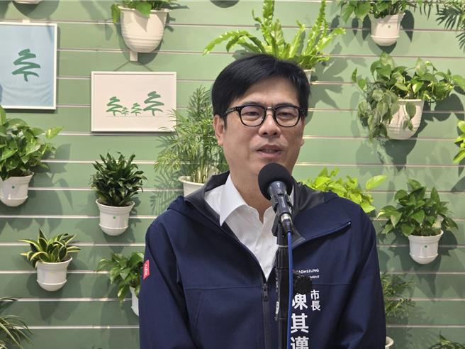 是否會重演2018年綠營初選刀刀見骨局面？對此，高雄市長陳其邁今（13）日強調，除了從政表現，當然風度也很重要。（柯宗緯攝）