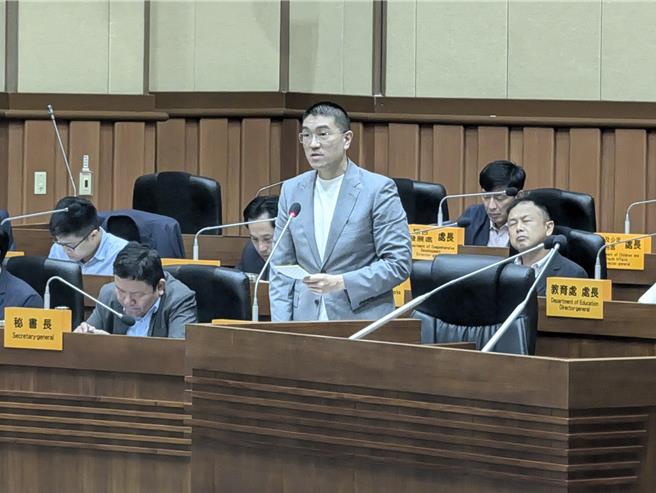 传中选会已经选定罢免投票日期，但当天却刚好是基隆市长谢国梁的49岁生日。谢国梁表示，因为中选会尚未正式公布时程，再加上身体不适，不多表示个人意见。（张志康摄）