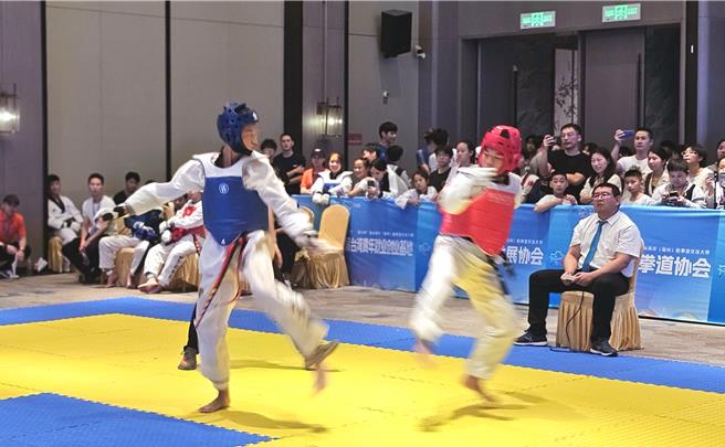 第十二届海峡青年节「稀白杯」海峡两岸（福州）跆拳道交流大赛13日在福州举行。（图／吴泓勋摄）