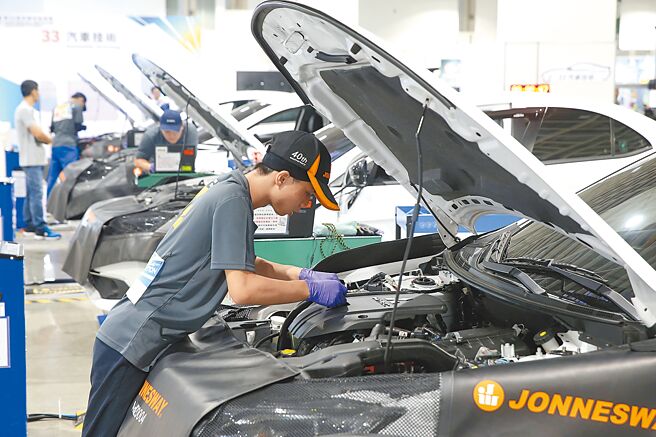 審計部指出，技專校院教育經費相較一般大學，呈現相當落差，技職教育經費不如一般大學校院。圖為勞動部辦理第54屆全國技能競賽。（王英豪攝）