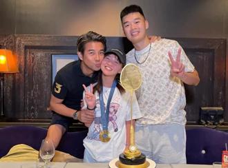 独家／手搂王齐麟、亲陈诗媛庆功！「台剧一哥」谢承均：我故意的