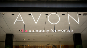 百年美妝品牌「雅芳」申請破產保護！ 產品致癌慘挨告 鉅額負債曝