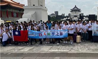 中正萬華學生「百人圓夢旅」 議員帶團搭歌詩達郵輪赴日見學