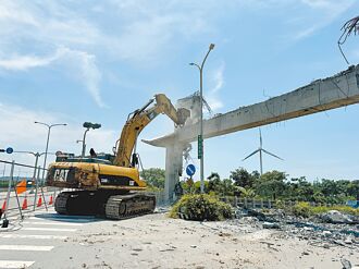 護港宮違建遲未拆 竹市府強力執行