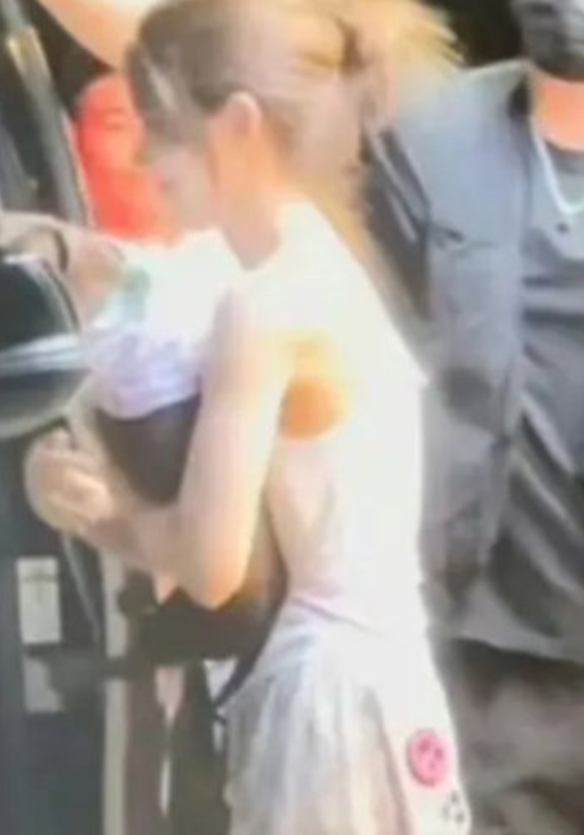 趙露思瘦到讓粉絲感到心疼。（圖／翻攝自微博）