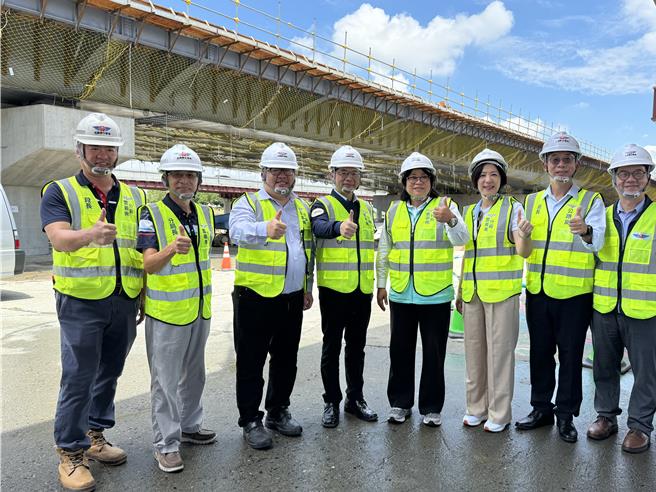 立法院交通委员会今日考察嘉义县市周边交通建设。（王美惠提供／廖素慧嘉市传真）